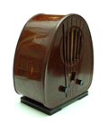 Bakelieten Art Deco radio model 834 voorzijde bakeliet zijkanten bakeliet/formica op een houten voet uitvoering Philips 1933 