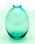 Staand ovaal vaasje in meerblauw glas ontwerp A.D.Copier 1929 uitvoering Glasfabriek Leerdam 