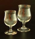 Glazen van servies Normaal-I 2x hoog 10,7 12,7 cm ontwerp C.de Lorm 1919 uitvoering Glasfabriek Leerdam 
