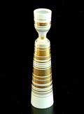Kandelaar met goud decoratie ontwerp Bjørn Wiinblad ca.1975 uitvoering Rosenthal / Duitsland 