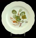 Porseleinen bord met bladdecor uitvoering KPM Berlijn Duitsland 1914-1918 