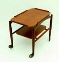 Teakhouten trolley op zwenkwieltjes ontwerp uitvoering onbekend Scandinavië ca.1960 