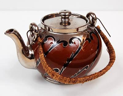 Aardewerk Silvoe Art Ware theepot uitvoering Albany Harvey Gibson Sons ca.1910 Burslem / Engeland 