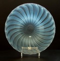  Serica schaal no.49 kleurloos met wit opaal en met langgerekte luchtbellen ontwerp A.D.Copier 1935 uitvoering Leerdam / Holland 