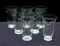  6 grote bekers 11,8 cm één kleinere van servies Romanda met guilloche gravering ontwerp A.D.Copier 1924 uitvoering Leerdam / Holland 