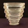  Ovale glazen vaas Saint-Marc met een decoratie van duiven ontwerp R.Lalique 1939 uitvoering Lalique / Frankrijk 