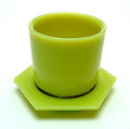 Geel persglazen beschuitbus op schotel deksel ontbreekt ontwerp H.P.Berlage Piet Zwart 1924 uitvoering Leerdam 