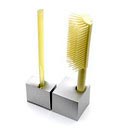  Kunststof haar- en tandenborstel Blow op standaardje ontwerp Philippe Starck 1998 voor Seven Eleven / Japan 