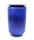  Blauw geglazuurde aardewerk vaas met platte kraag ontwerp Herman Zaalberg ca.1995 uitvoering Zaalberg 