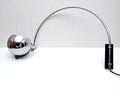  Verchroomde muurlamp met bolkap ontwerp uitvoering onbekend ca.1970 