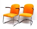  Twee verende buismeubel fauteuils no.413 met gisoliten armliggers met vaste stoffen bekleding ontwerp 1935 W.H.Gispen 1890-1981 uitvoering Gispen / Nederland 