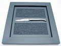  Roestvrijstalen vouwmes met aluminium handvat ontwerp Philippe Starck 1986 uitvoering Laguiole / Frankrijk in originele verpakking Maakt deel uit van de permanente collectie van het MoMa Museum of Modern Art in N.Y 