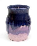  Aardewerk vaas met stroomglazuur ontwerp Koen Mertens Jr 1953-'58 uitvoering Kunstpotterij Mertens / Noordwijk 