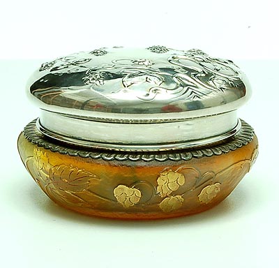 Glass Art Nouveau box Houblon acid etched glass and enamelled with gold with hammered silver cover gilded on the inside with the same floral decoration executed by Daum Nancy / France ca.1905 