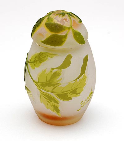 Cameo glass covered jar with etched decoration of leaves and flowers design Emile Gallé ca.1905 executed by Gallé Nancy / France 