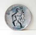 Schaaltje met abstracte decoratie van man met gitaar / gemerkt FSK URN 