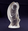 Persglazen beeldje Engel met harp ontwerp Stef Uiterwaal 1889-1960 
