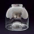 Vaas Apollo in vorm geblazen kleurloos glas ontwerp Floris Meydam Lit In vorm Floris Meydam pag.152 