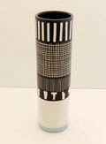 Vaas ontwerp Ettore Sottsass 1957 gelimiteerde heruitgave no.13 van 20 geproduceerd door Bitossi / Italy 2001 In orginele doos 