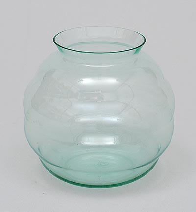  Sea-green glass so-called violenvaas largest size design A.D.Copier 1923 executed by Glasfabriek Leerdam / the Netherlands 