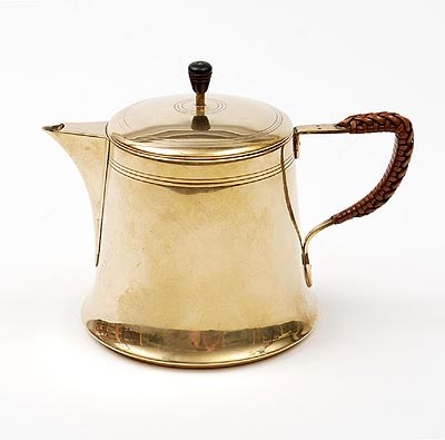  Brass tea kettle design J.C.Stoffels executed by Onder den St.Maarten Zaltbommel / the Netherlands ca.1905 