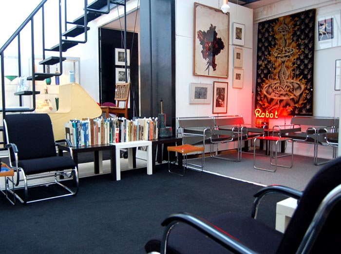 Showroom Botterweg Auctions Amsterdam March 2011